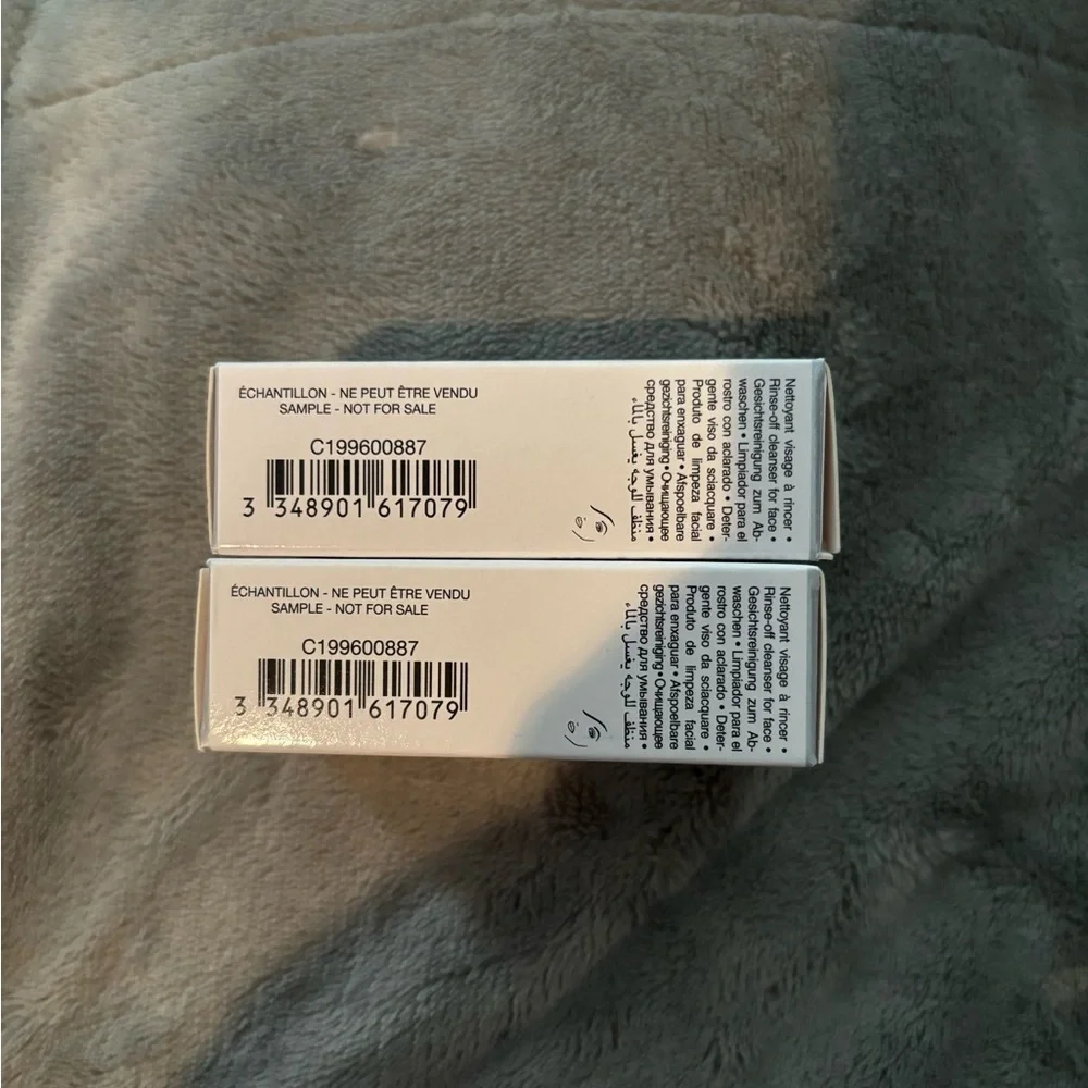Dior White Sample Packaging